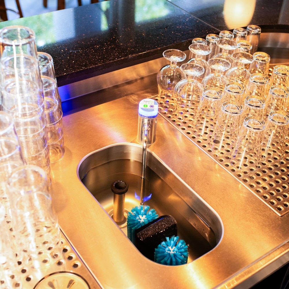 Aquafox glazenspoel systeem