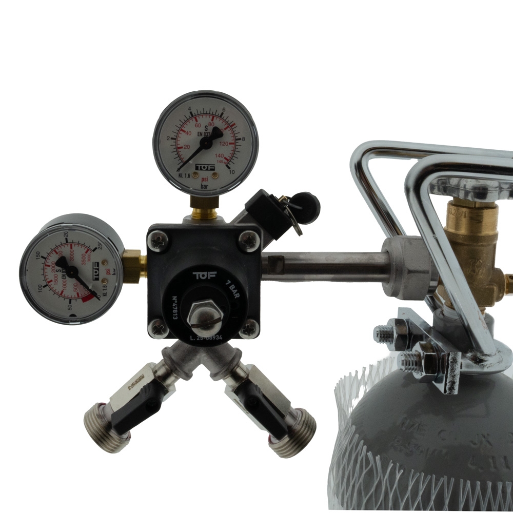 CO2-meter 0-6 bar werkdruk 7 bar 2 uitgangen 3/4 buitendraad met afsluitkranen
